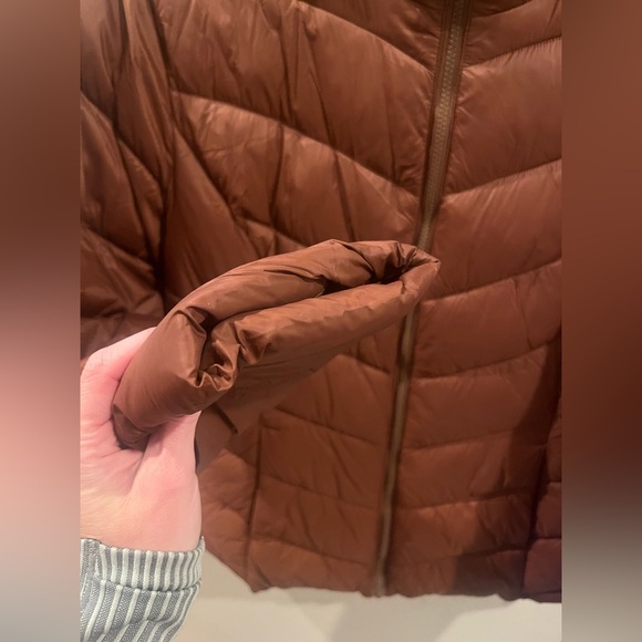 Time and Tru Polyester Down Jacket - Picture 2 of 8